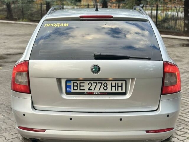 Шкода Октавия 2013 в Николаеве на Automoto.ua Серый Шкода Октавия, объемом двигателя 1.6 л и пробегом 177 тыс. км за 7600 $, фото 4 на Automoto.ua