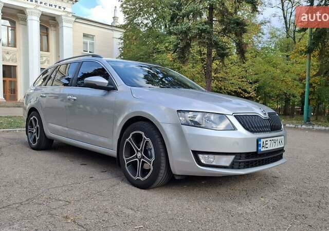 Серый Шкода Октавия, объемом двигателя 1.97 л и пробегом 264 тыс. км за 9850 $, фото 2 на Automoto.ua