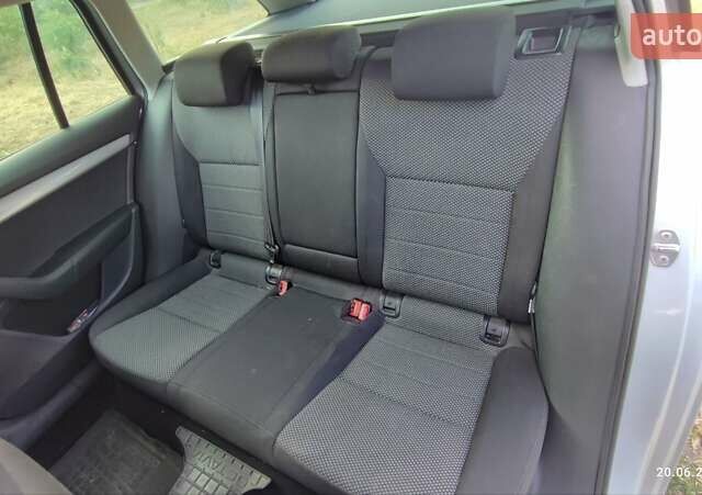 Сірий Шкода Октавія, об'ємом двигуна 1.6 л та пробігом 254 тис. км за 9300 $, фото 32 на Automoto.ua