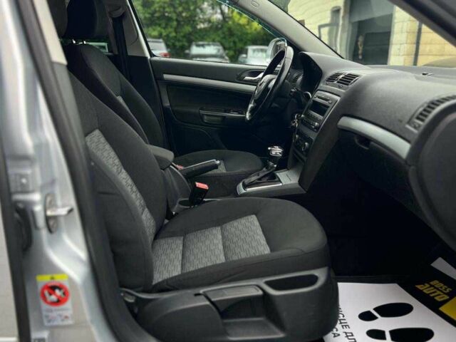 Сірий Шкода Октавія, об'ємом двигуна 2 л та пробігом 255 тис. км за 9000 $, фото 20 на Automoto.ua