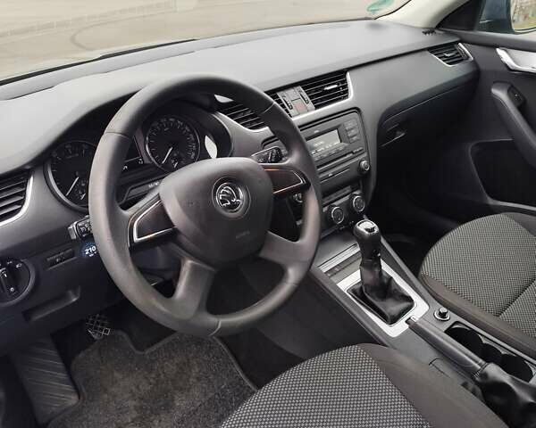 Серый Шкода Октавия, объемом двигателя 1.4 л и пробегом 280 тыс. км за 9000 $, фото 14 на Automoto.ua