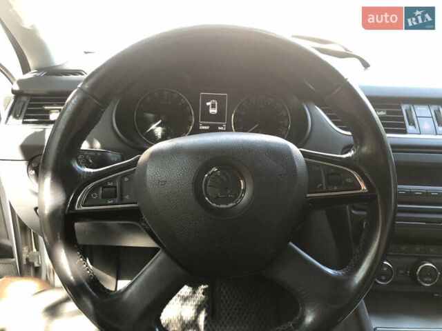 Сірий Шкода Октавія, об'ємом двигуна 1.6 л та пробігом 320 тис. км за 8300 $, фото 14 на Automoto.ua