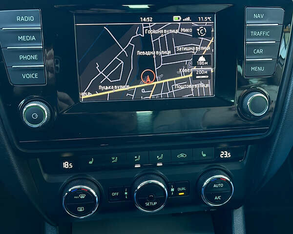 Серый Шкода Октавия, объемом двигателя 1.6 л и пробегом 192 тыс. км за 12350 $, фото 19 на Automoto.ua