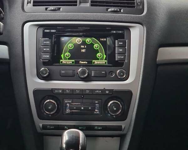 Сірий Шкода Октавія, об'ємом двигуна 1.6 л та пробігом 245 тис. км за 7900 $, фото 31 на Automoto.ua