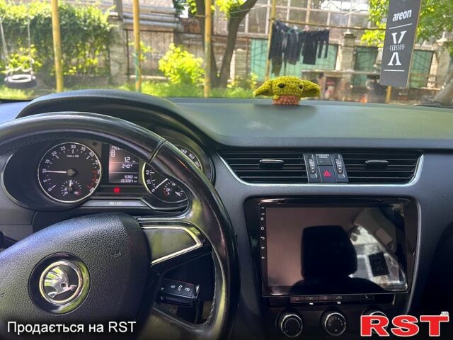 Сірий Шкода Октавія, об'ємом двигуна 1.6 л та пробігом 270 тис. км за 10000 $, фото 1 на Automoto.ua