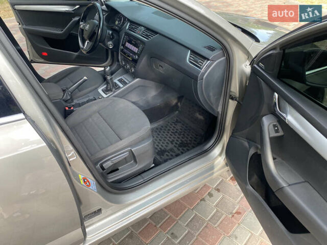 Серый Шкода Октавия, объемом двигателя 1.97 л и пробегом 236 тыс. км за 12100 $, фото 12 на Automoto.ua