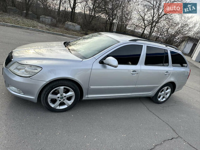 Серый Шкода Октавия, объемом двигателя 1.6 л и пробегом 250 тыс. км за 7999 $, фото 3 на Automoto.ua