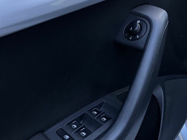 Сірий Шкода Октавія, об'ємом двигуна 1.6 л та пробігом 294 тис. км за 8400 $, фото 6 на Automoto.ua