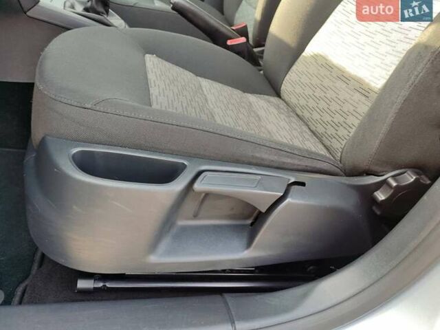 Серый Шкода Октавия, объемом двигателя 1.6 л и пробегом 196 тыс. км за 8750 $, фото 35 на Automoto.ua