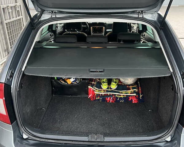 Сірий Шкода Октавія, об'ємом двигуна 1.6 л та пробігом 231 тис. км за 9400 $, фото 5 на Automoto.ua