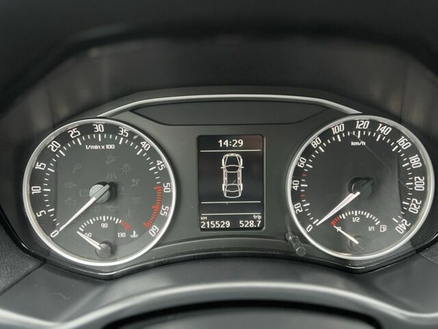 Сірий Шкода Октавія, об'ємом двигуна 2 л та пробігом 215 тис. км за 10495 $, фото 11 на Automoto.ua