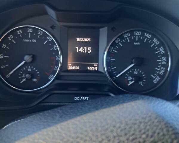 Серый Шкода Октавия, объемом двигателя 1.6 л и пробегом 264 тыс. км за 11500 $, фото 21 на Automoto.ua