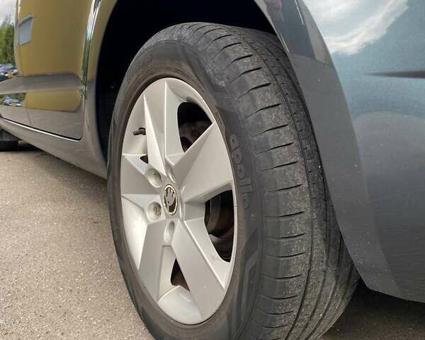 Шкода Октавия 2014 в Хмельницком на Automoto.ua Серый Шкода Октавия, объемом двигателя 1.6 л и пробегом 270 тыс. км за 11999 $, фото 34 на Automoto.ua