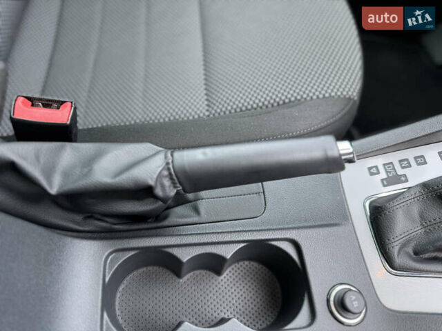 Сірий Шкода Октавія, об'ємом двигуна 1.8 л та пробігом 236 тис. км за 11200 $, фото 44 на Automoto.ua
