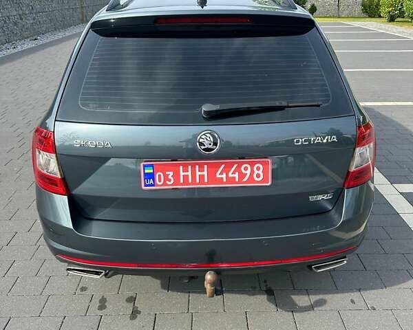 Шкода Октавия 2014 в Мукачеве на Automoto.ua Серый Шкода Октавия, объемом двигателя 1.97 л и пробегом 286 тыс. км за 14499 $, фото 7 на Automoto.ua