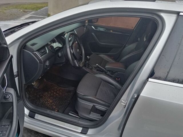 Шкода Октавия 2014 в Ужгороде на Automoto.ua Серый Шкода Октавия, объемом двигателя 2 л и пробегом 270 тыс. км за 13500 $, фото 4 на Automoto.ua