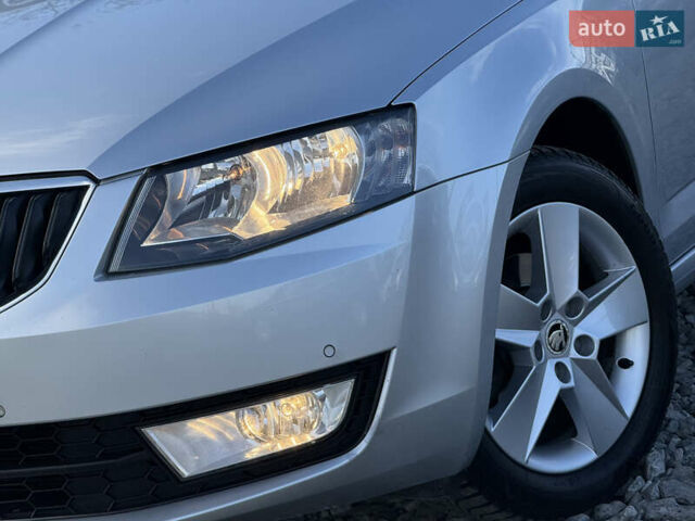 Сірий Шкода Октавія, об'ємом двигуна 1.6 л та пробігом 230 тис. км за 10999 $, фото 12 на Automoto.ua