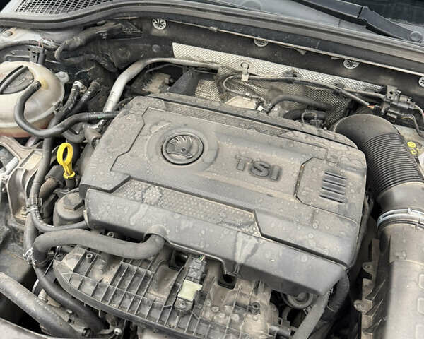 Сірий Шкода Октавія, об'ємом двигуна 1.8 л та пробігом 228 тис. км за 11300 $, фото 2 на Automoto.ua
