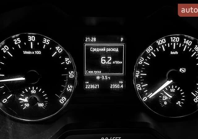 Серый Шкода Октавия, объемом двигателя 1.6 л и пробегом 224 тыс. км за 11400 $, фото 8 на Automoto.ua