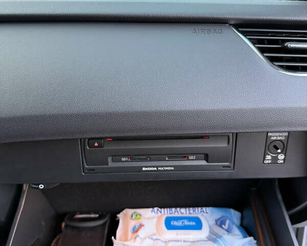 Серый Шкода Октавия, объемом двигателя 1.6 л и пробегом 348 тыс. км за 11700 $, фото 24 на Automoto.ua