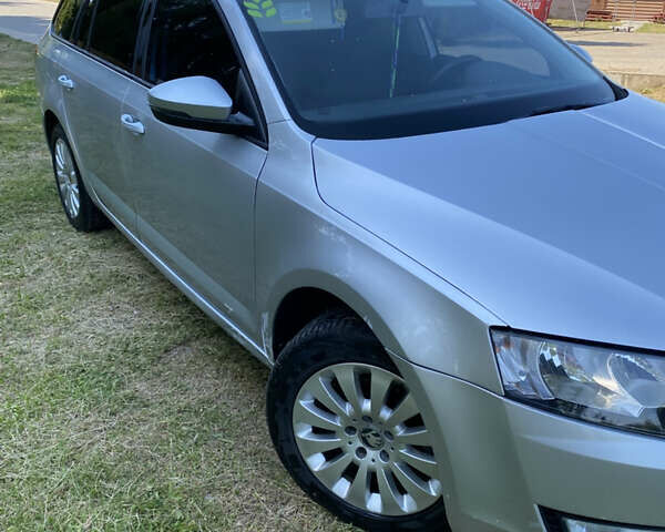 Сірий Шкода Октавія, об'ємом двигуна 1.6 л та пробігом 238 тис. км за 9000 $, фото 4 на Automoto.ua