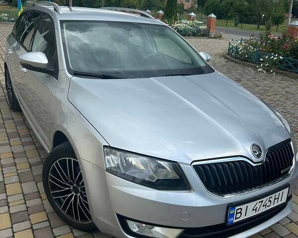 Шкода Октавия 2014 в Полтаве на Automoto.ua Серый Шкода Октавия, объемом двигателя 1.6 л и пробегом 280 тыс. км за 11190 $, фото 7 на Automoto.ua