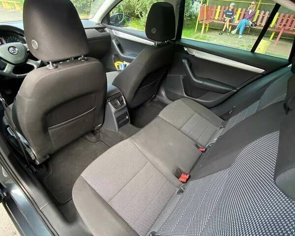 Шкода Октавия 2014 в Хмельницком на Automoto.ua Серый Шкода Октавия, объемом двигателя 1.6 л и пробегом 270 тыс. км за 11999 $, фото 41 на Automoto.ua