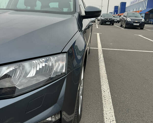 Сірий Шкода Октавія, об'ємом двигуна 1.8 л та пробігом 228 тис. км за 11300 $, фото 7 на Automoto.ua