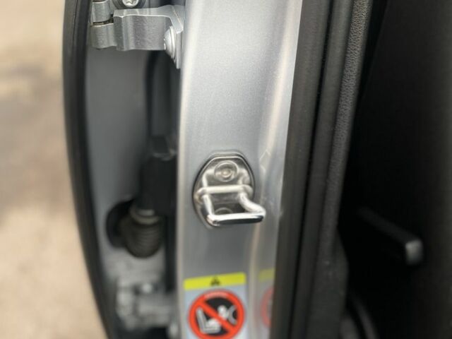 Сірий Шкода Октавія, об'ємом двигуна 2 л та пробігом 205 тис. км за 10500 $, фото 11 на Automoto.ua