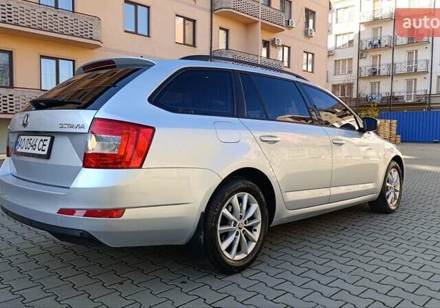 Серый Шкода Октавия, объемом двигателя 1.6 л и пробегом 290 тыс. км за 8900 $, фото 6 на Automoto.ua