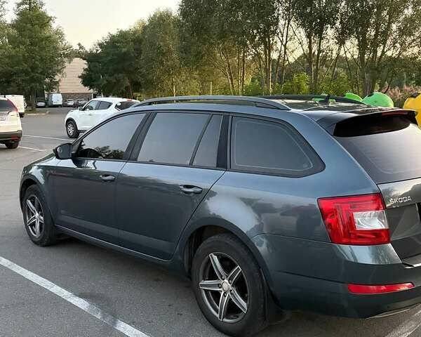 Сірий Шкода Октавія, об'ємом двигуна 1.6 л та пробігом 302 тис. км за 11000 $, фото 8 на Automoto.ua