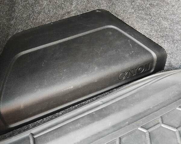 Серый Шкода Октавия, объемом двигателя 1.97 л и пробегом 143 тыс. км за 14577 $, фото 22 на Automoto.ua