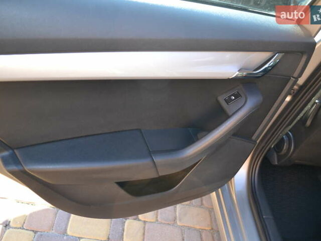 Серый Шкода Октавия, объемом двигателя 2 л и пробегом 228 тыс. км за 12500 $, фото 17 на Automoto.ua