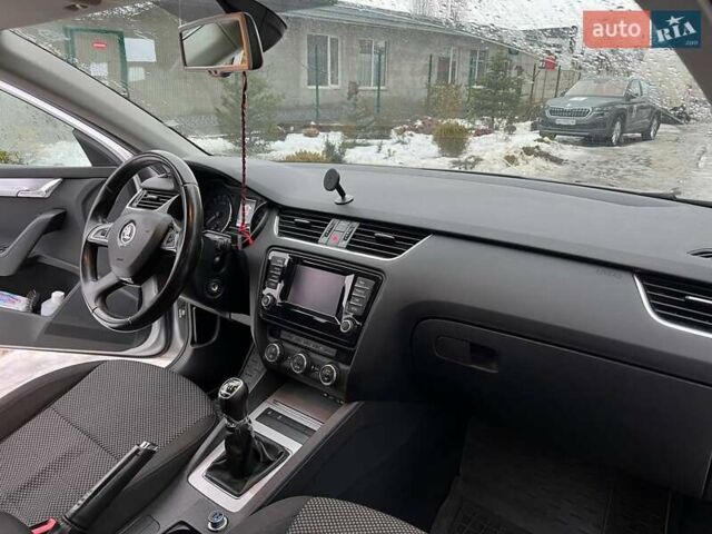 Серый Шкода Октавия, объемом двигателя 1.6 л и пробегом 370 тыс. км за 9500 $, фото 4 на Automoto.ua