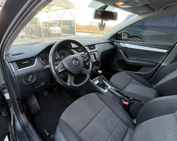 Серый Шкода Октавия, объемом двигателя 1.6 л и пробегом 259 тыс. км за 10199 $, фото 9 на Automoto.ua