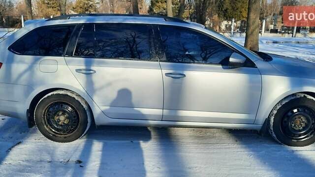 Сірий Шкода Октавія, об'ємом двигуна 1.6 л та пробігом 315 тис. км за 9000 $, фото 6 на Automoto.ua