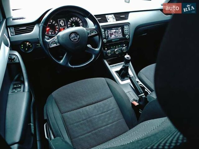 Сірий Шкода Октавія, об'ємом двигуна 1.6 л та пробігом 228 тис. км за 9199 $, фото 28 на Automoto.ua