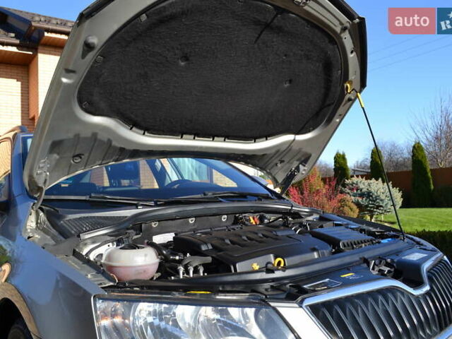 Серый Шкода Октавия, объемом двигателя 2 л и пробегом 228 тыс. км за 12500 $, фото 36 на Automoto.ua