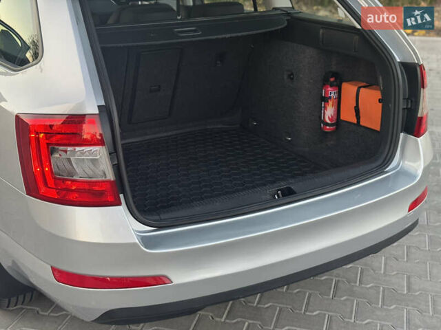 Серый Шкода Октавия, объемом двигателя 1.6 л и пробегом 281 тыс. км за 10499 $, фото 28 на Automoto.ua