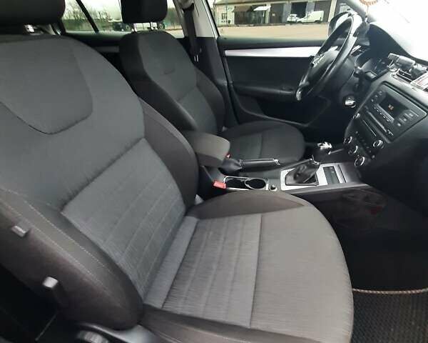 Сірий Шкода Октавія, об'ємом двигуна 1.97 л та пробігом 301 тис. км за 13300 $, фото 24 на Automoto.ua