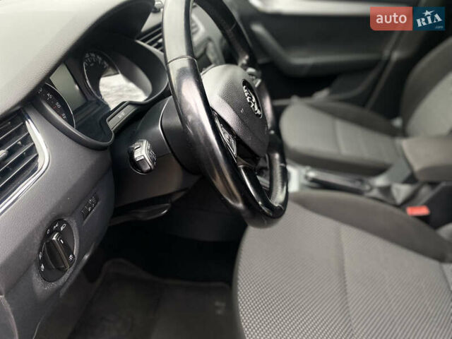 Серый Шкода Октавия, объемом двигателя 1.97 л и пробегом 315 тыс. км за 9999 $, фото 1 на Automoto.ua