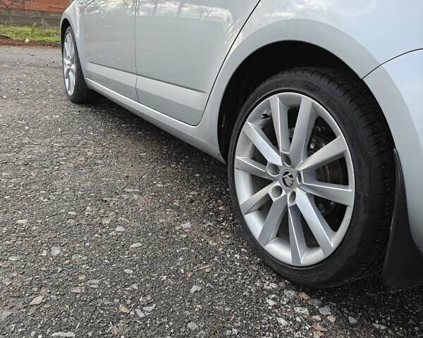 Серый Шкода Октавия, объемом двигателя 1.97 л и пробегом 143 тыс. км за 14577 $, фото 4 на Automoto.ua