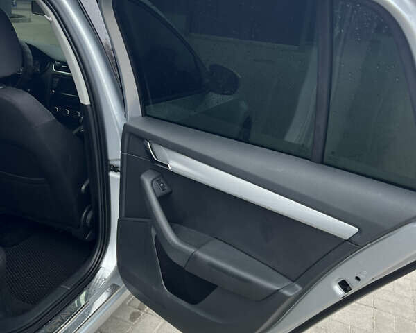 Серый Шкода Октавия, объемом двигателя 1.6 л и пробегом 207 тыс. км за 11000 $, фото 22 на Automoto.ua