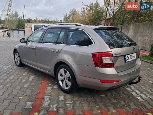Шкода Октавія 2014 у Костополе на Automoto.ua Сірий Шкода Октавія, об'ємом двигуна 1.97 л та пробігом 364 тис. км за 11600 $, фото 8 на Automoto.ua