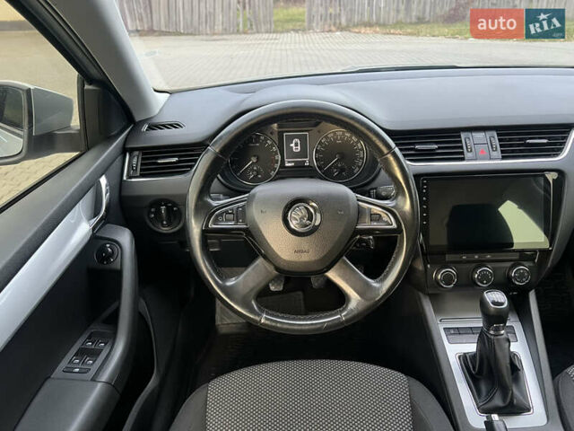 Серый Шкода Октавия, объемом двигателя 2 л и пробегом 303 тыс. км за 9200 $, фото 30 на Automoto.ua