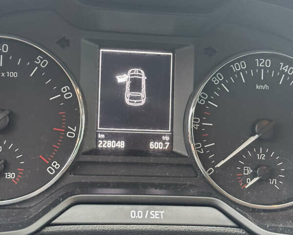 Сірий Шкода Октавія, об'ємом двигуна 1.8 л та пробігом 228 тис. км за 11300 $, фото 21 на Automoto.ua