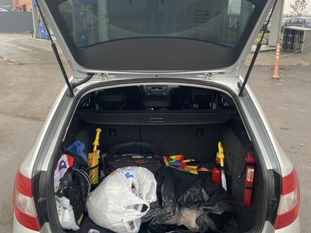 Серый Шкода Октавия, объемом двигателя 1.6 л и пробегом 270 тыс. км за 9000 $, фото 6 на Automoto.ua