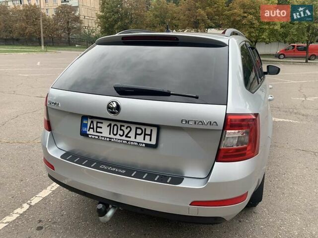 Серый Шкода Октавия, объемом двигателя 2 л и пробегом 293 тыс. км за 13100 $, фото 14 на Automoto.ua