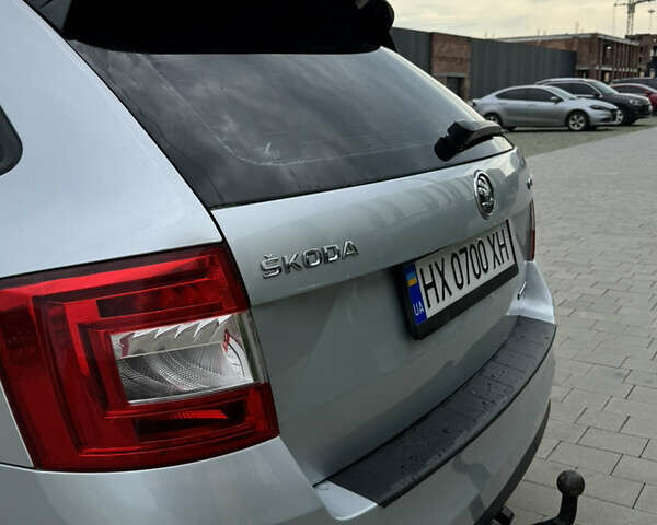 Шкода Октавия 2014 в Хмельницком на Automoto.ua Серый Шкода Октавия, объемом двигателя 1.6 л и пробегом 319 тыс. км за 9000 $, фото 4 на Automoto.ua