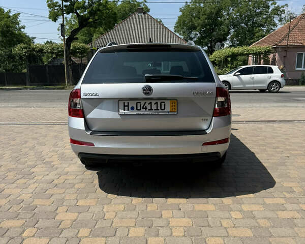 Сірий Шкода Октавія, об'ємом двигуна 1.6 л та пробігом 265 тис. км за 9999 $, фото 5 на Automoto.ua